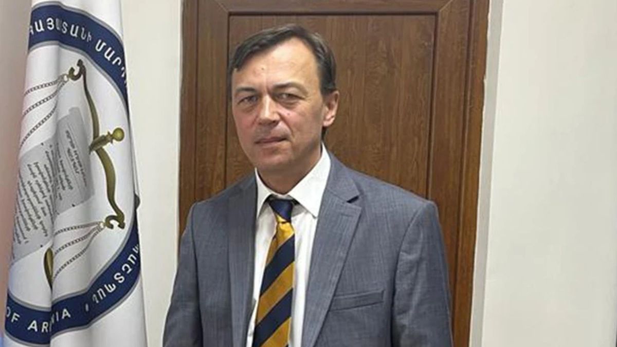 Тимчасово повірений України у Вірменії Олександр Сенченко втонув в озері