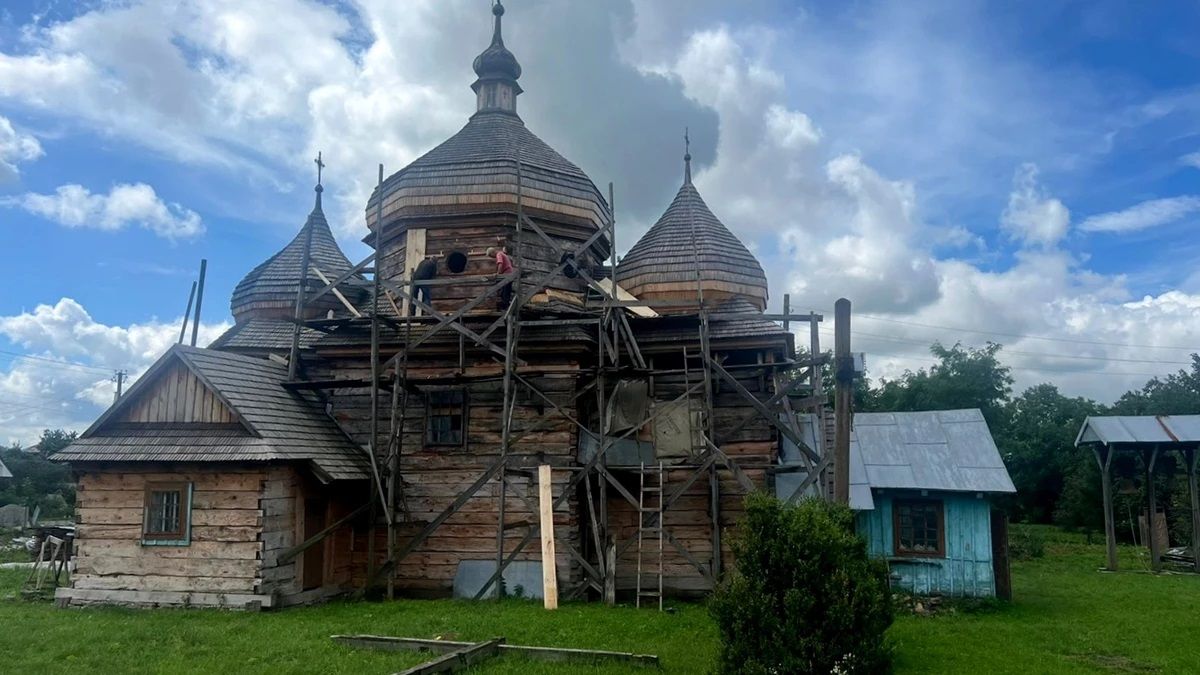 На Львівщині відновили реставрацію дерев’яної церкви XVIII століття
