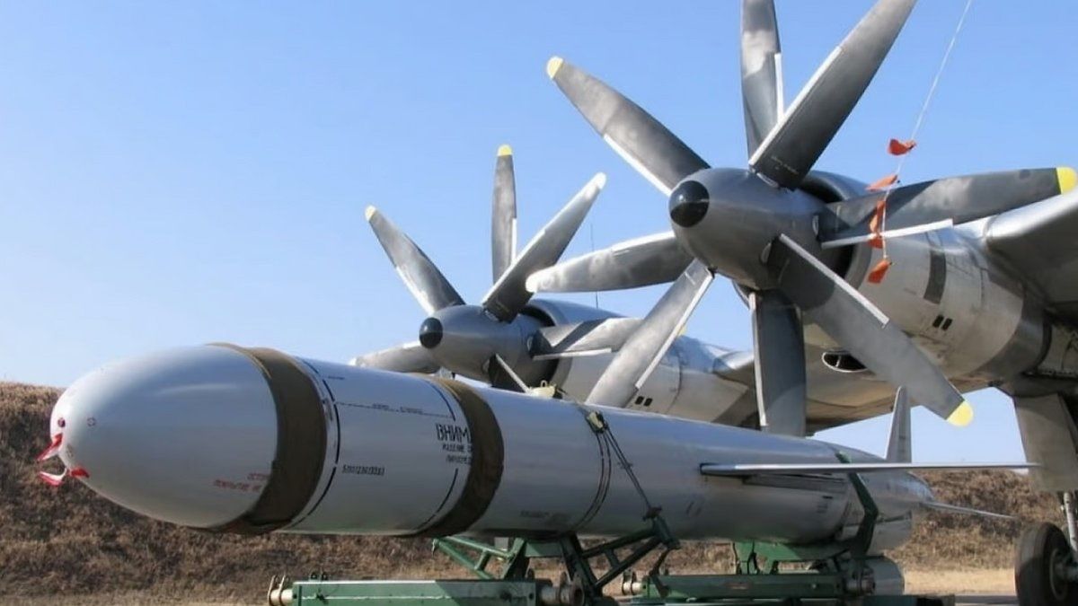 Росіяни вночі обстріляли Україну ракетами, які виготовили цього року з іноземних мікросхем