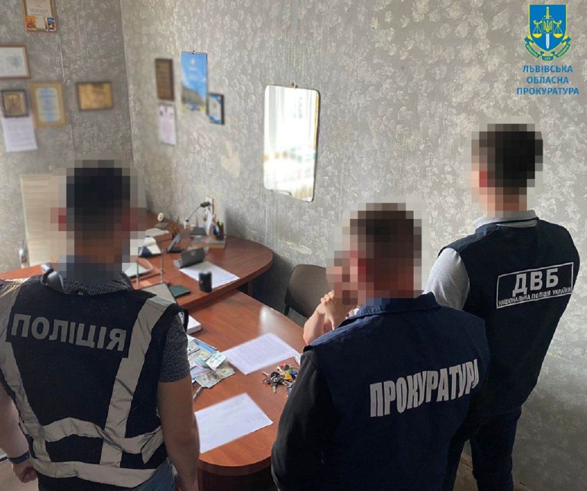 Львівський бізнесмен пропонував поліцейському 2500 доларів, щоб відкупитись від ДТП