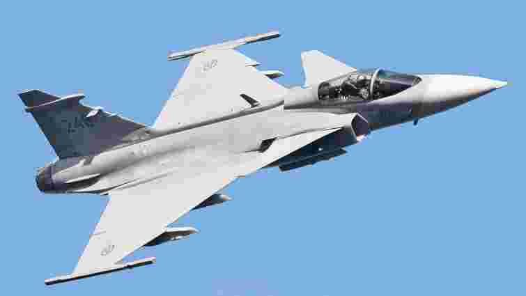 Українські пілоти почали тестові випробування шведських винищувачів Gripen