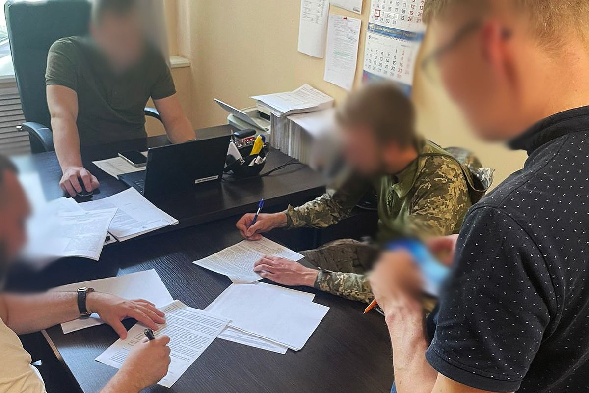 На Дніпропетровщині командир розвідки викрав військове спорядження на пів мільйона гривень