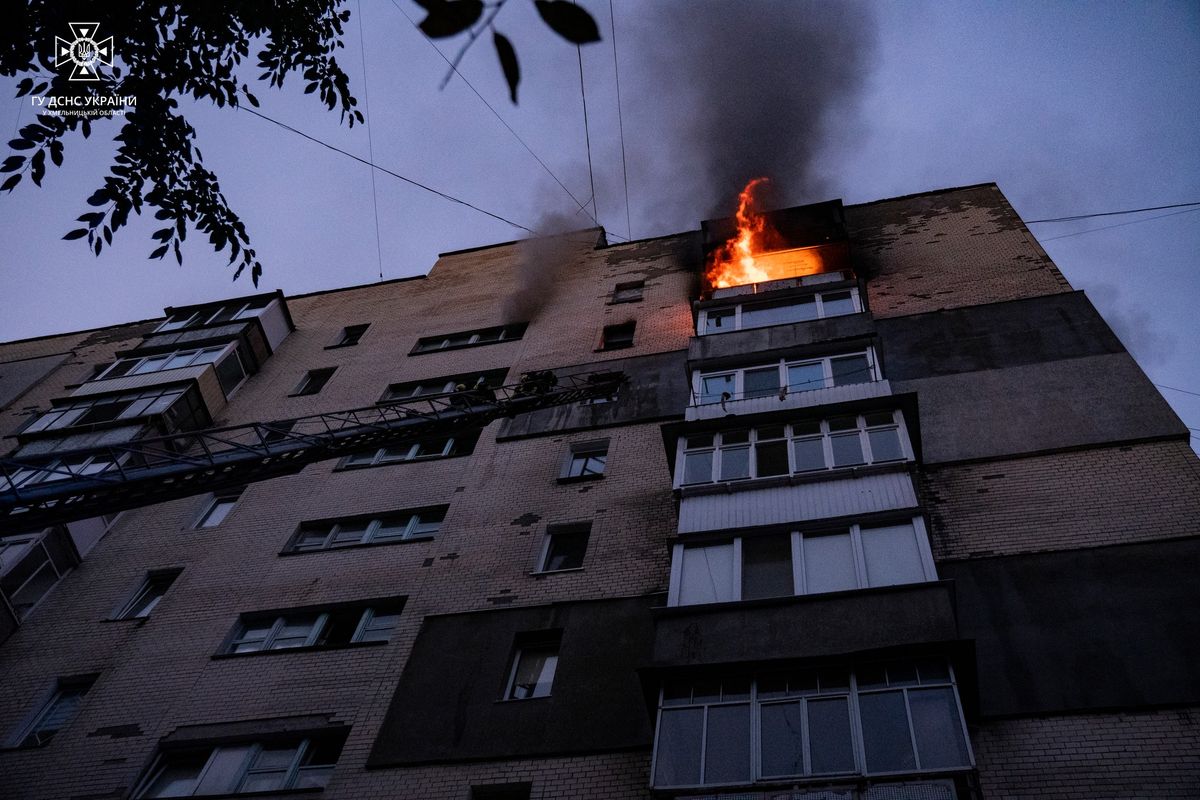 46-річна мешканка Хмельницького загинула у пожежі в багатоповерхівці