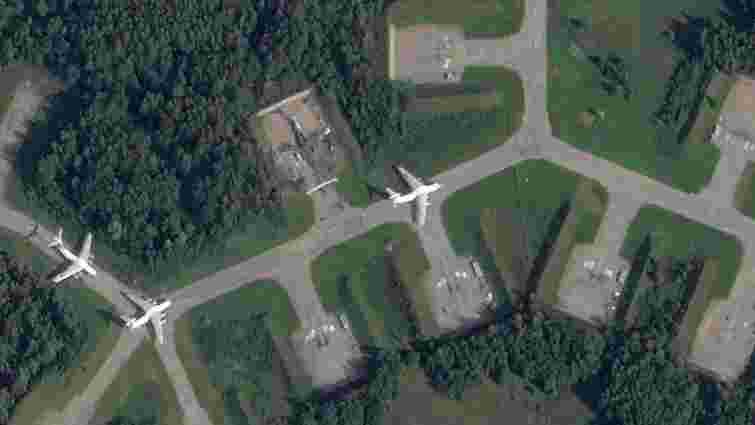 ГУР заявило про атаку безпілотників на Псковську авіабазу з території Росії