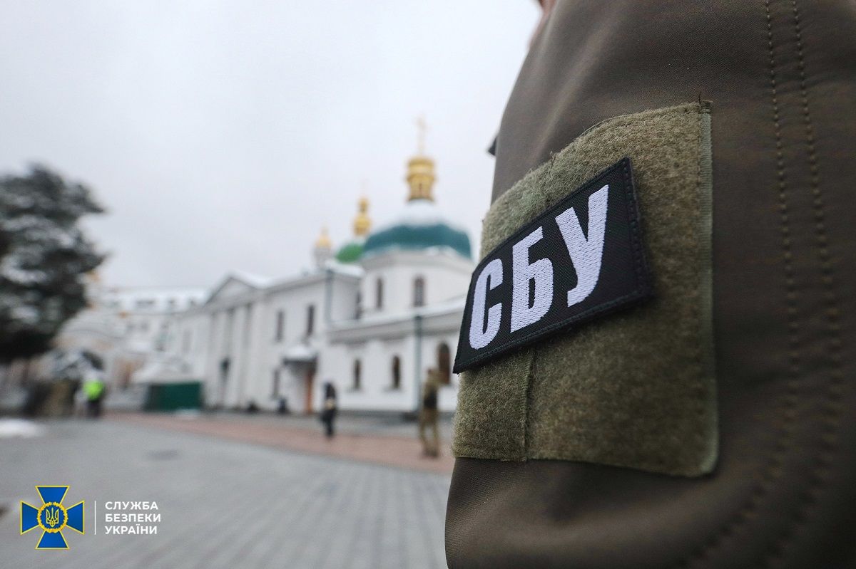Клірик УПЦ (МП) на Житомирщині роздавав вірянам кремлівські агітки