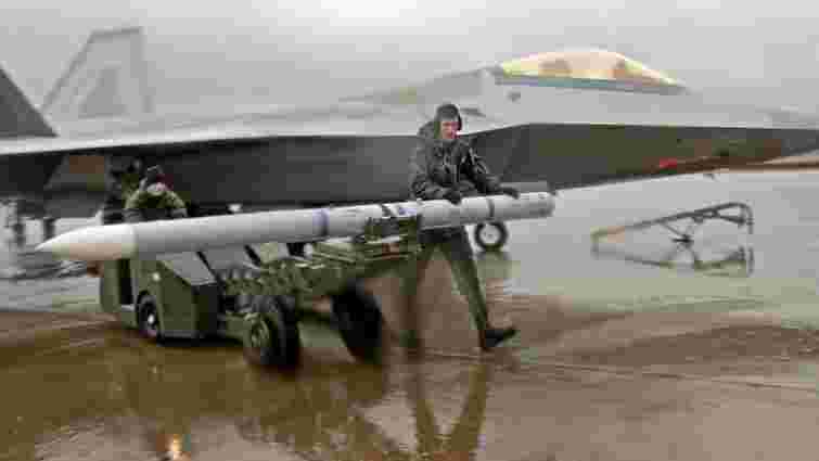 Повітряні сили пояснили необхідність для ЗСУ американських ракет AMRAAM