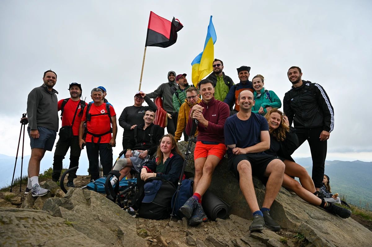 Ветерани війни піднялися на найвищу гору Львівщини