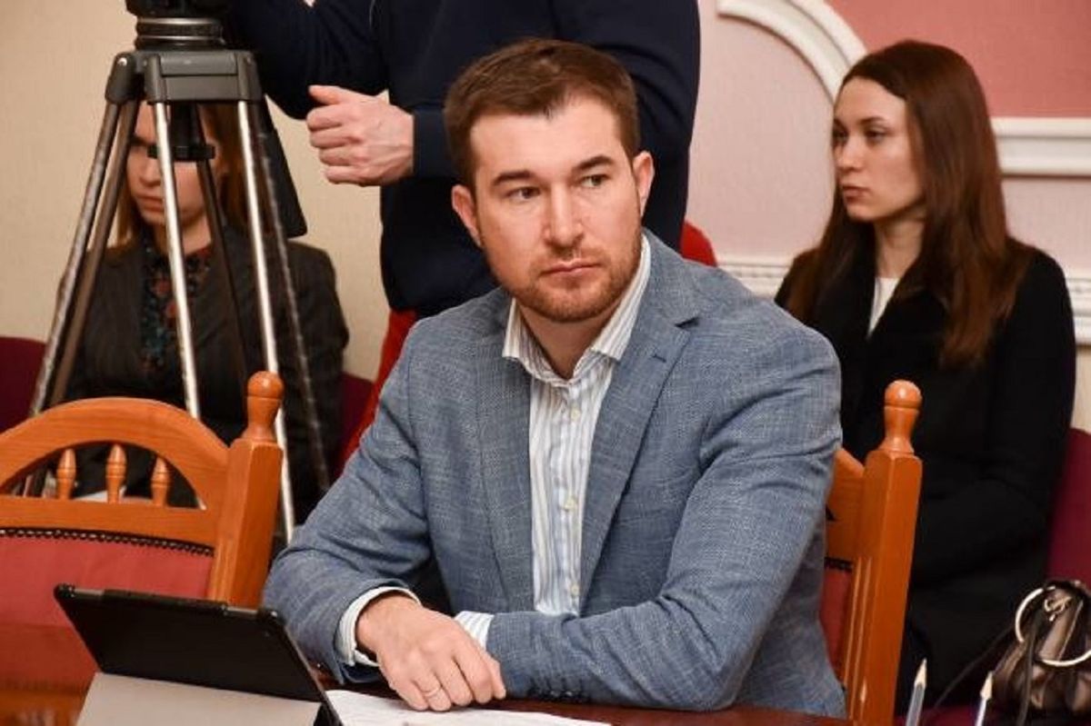 СБУ прийшла з обшуками до виконувача обов'язків мера Чернігова