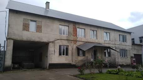 Аукціон з продажу спиртзаводу на Львівщині виграла сумнівна фірма без історії