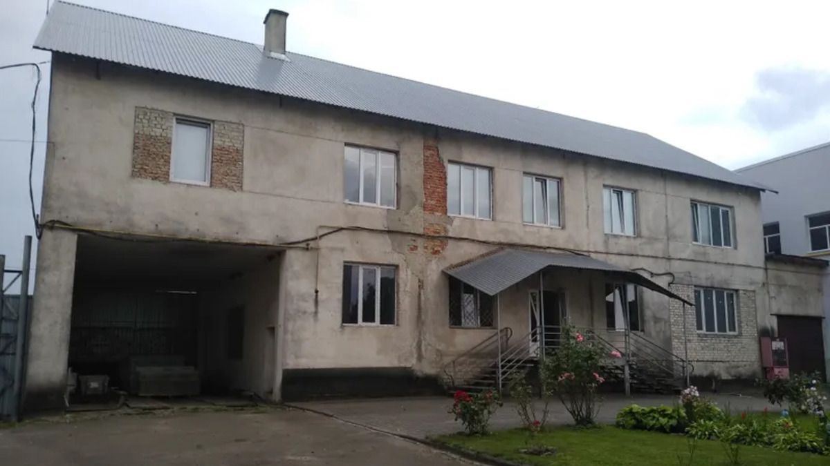 Аукціон з продажу спиртзаводу на Львівщині виграла сумнівна фірма без історії