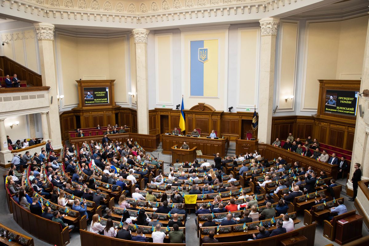 Хто з львівських нардепів не підтримав правку про негайне відкриття е-декларацій