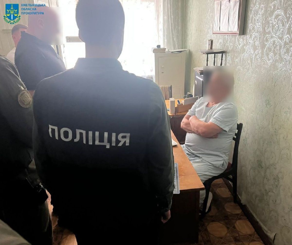 Лікаря з Хмельниччини затримали за вимагання хабарів у в'язня
