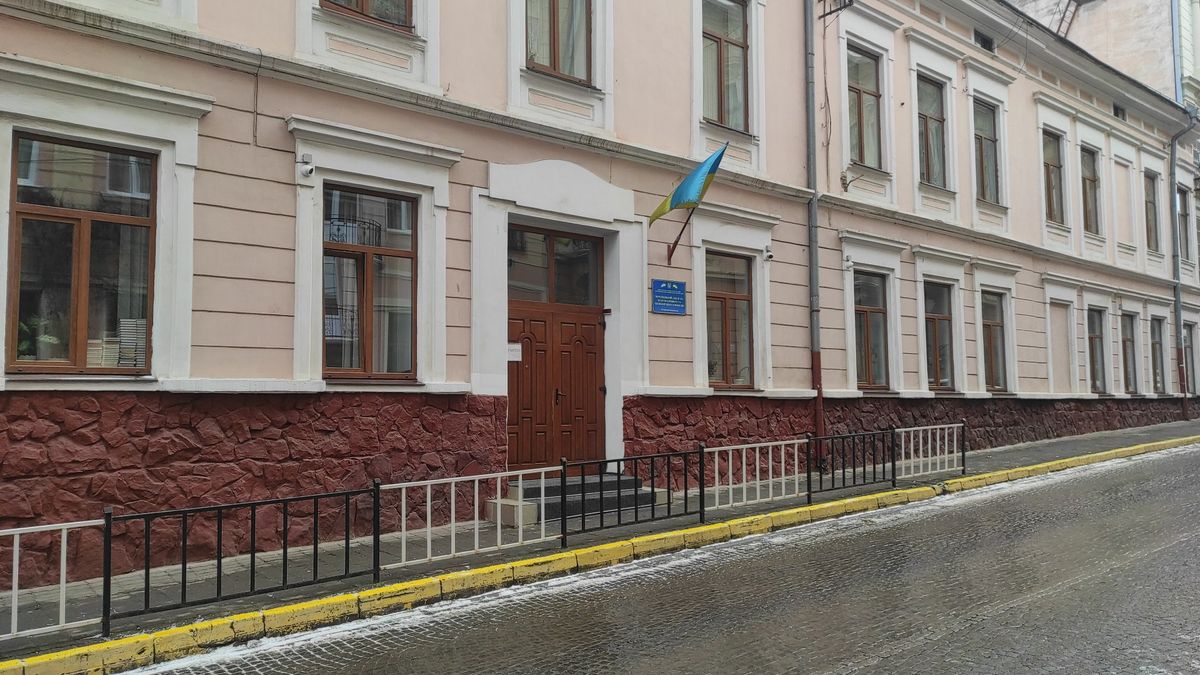 Найкращі і найгірші школи Чернівців 2023 року