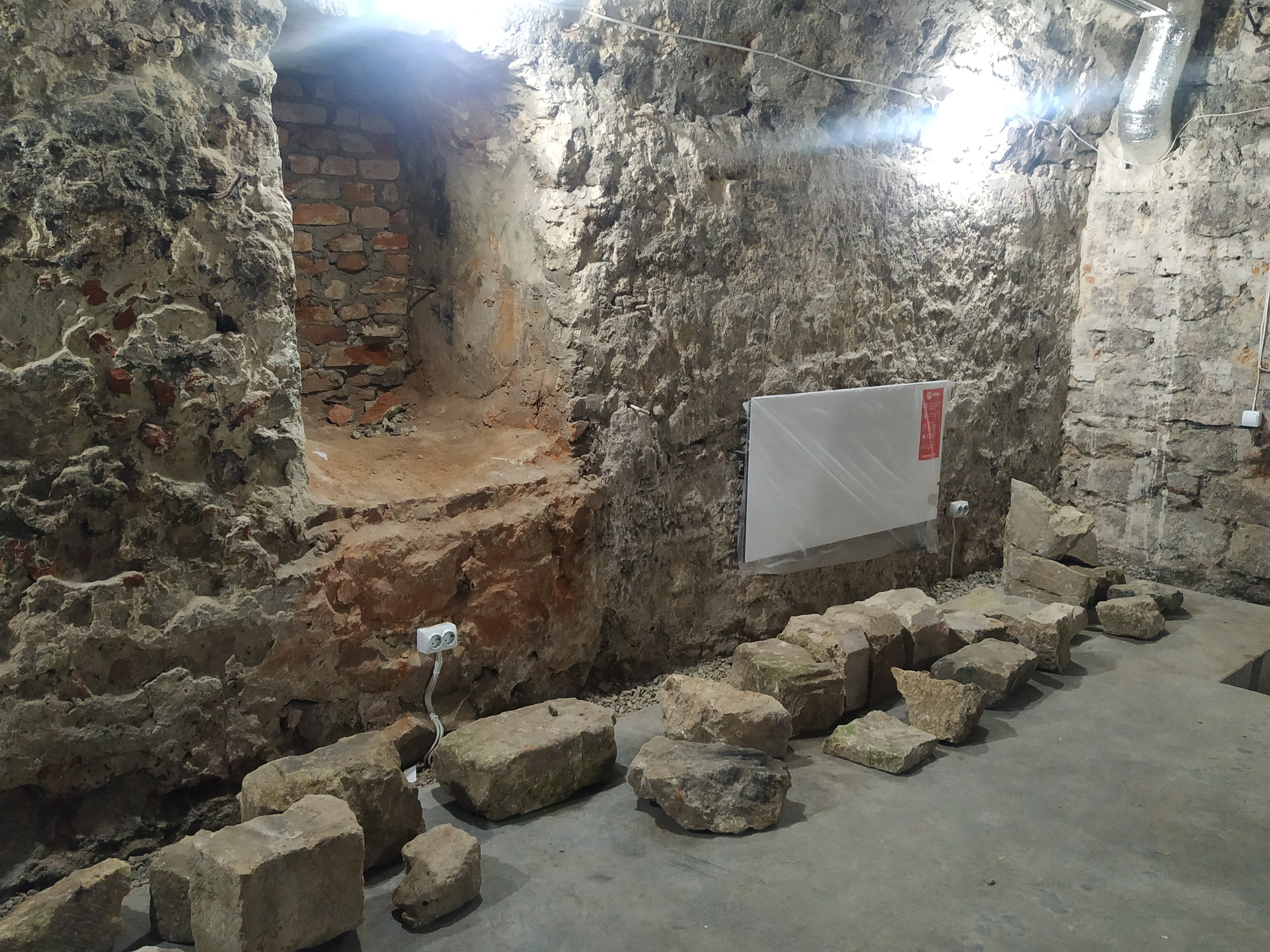 Фрагменти готичних порталів (Фото ZAXID.NET)