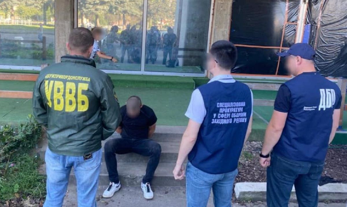 На Закарпатті прикордонник з братом переправляли військовозобов’язаних за кордон