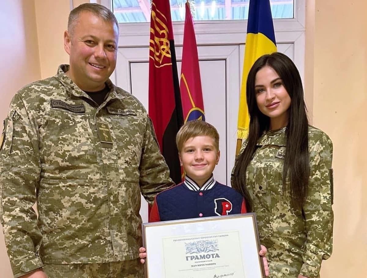 9-річний львівʼянин отримав від Залужного грамоту за допомогу для ЗСУ