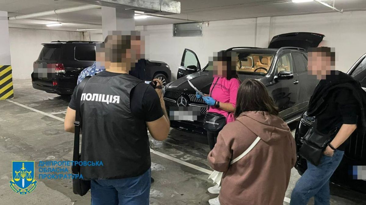 Заступницю мера Дніпра викрили у привласненні 1 млн грн на ремонті школи