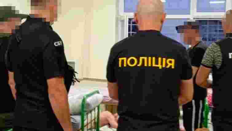 На Буковині викрили злочинну групу, яка продавала наркотики у трьох областях