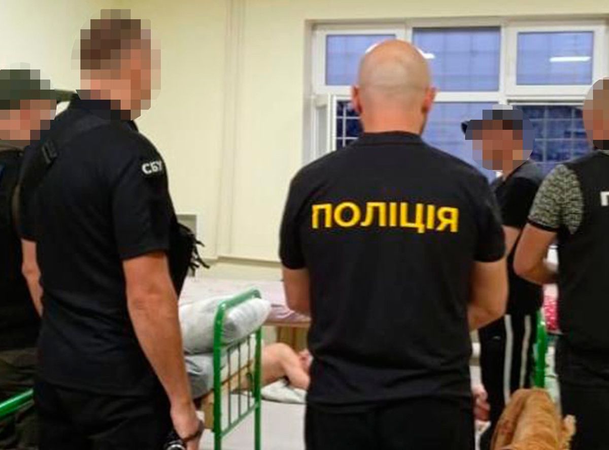 На Буковині викрили злочинну групу, яка продавала наркотики у трьох областях