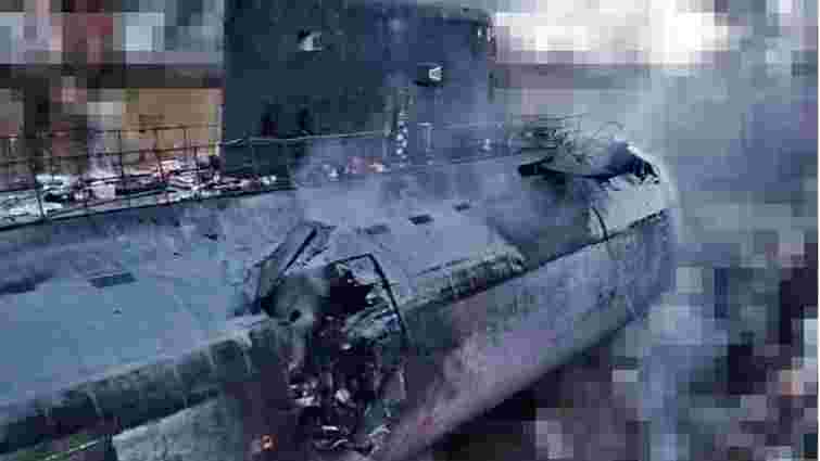 У мережі з'явилися фото пошкодженого в Севастополі підводного човна «Ростов-на-Дону»