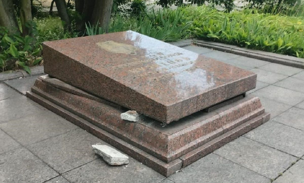 Львів’янину винесли вирок за спробу вкрасти прах агента НКВС Кузнєцова