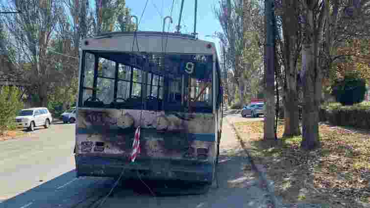 Росіяни обстріляли пасажирський тролейбус в Херсоні