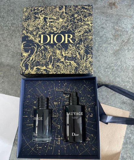 Товари, які перевозив чоловік (Фото прес-служби Львівської митниці)