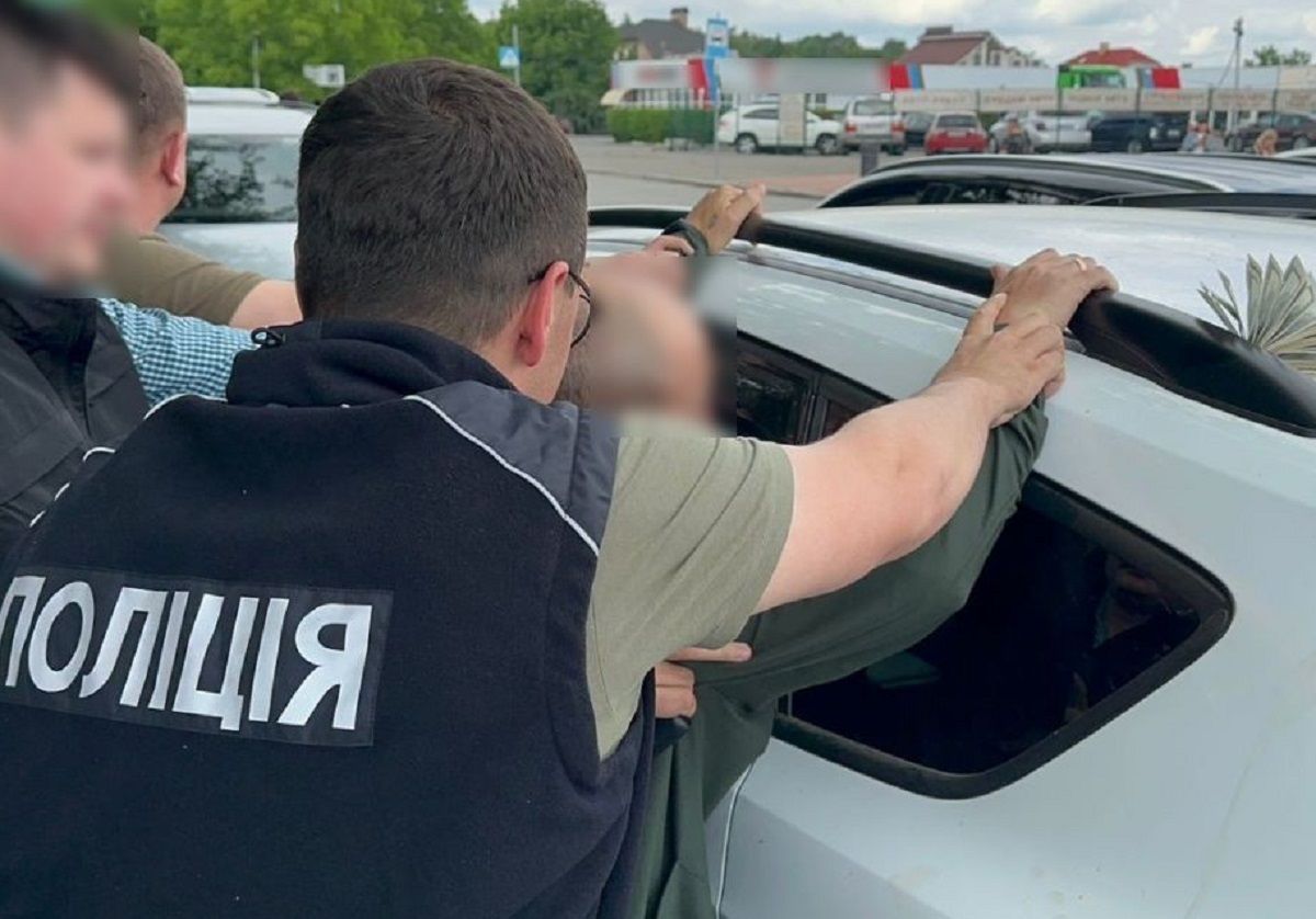 Хмельничанина оштрафували на 59 тис. грн за допомогу в уникненні військової служби