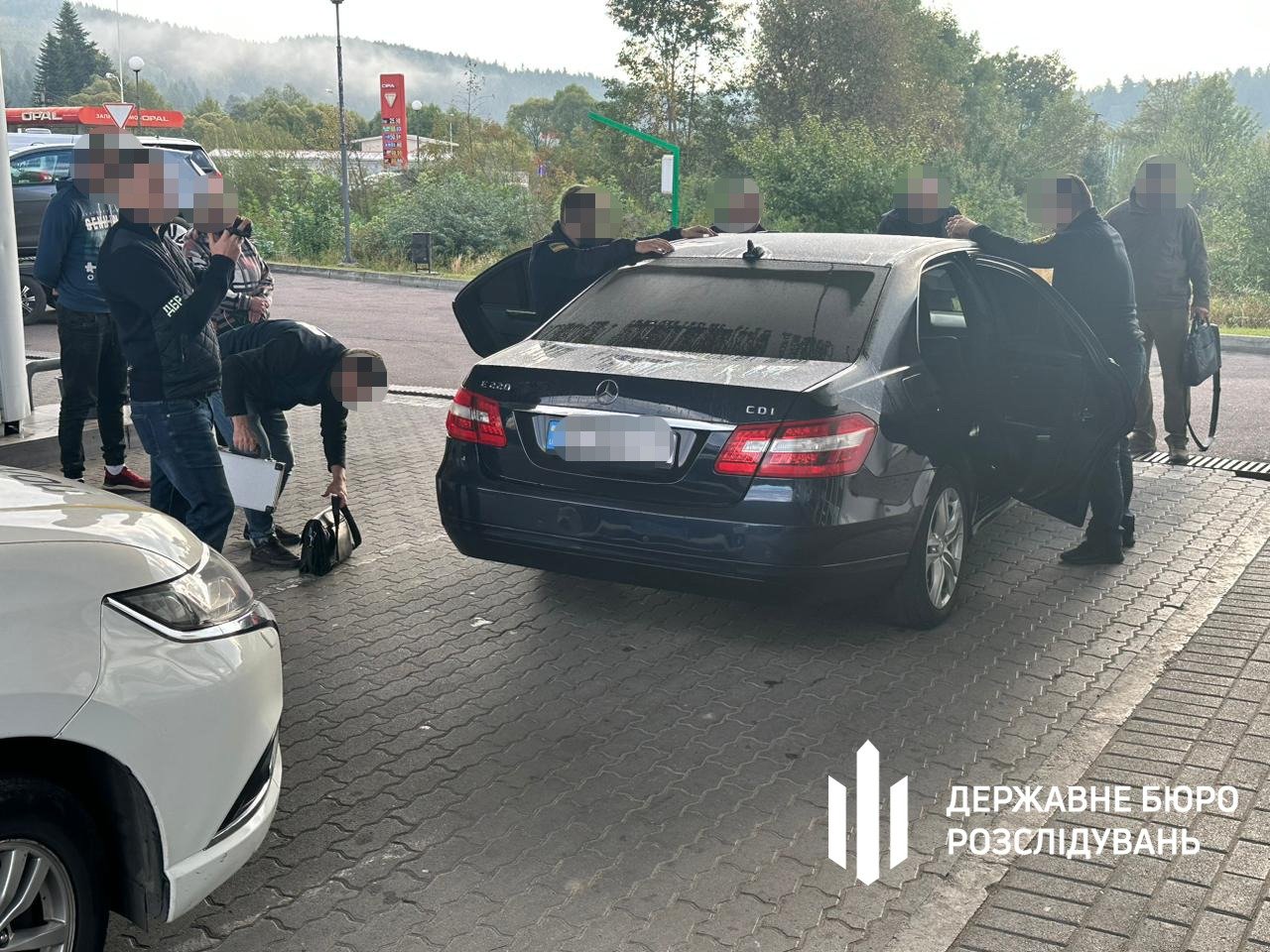 Оперативні фото з затримання СБУ та ДБР