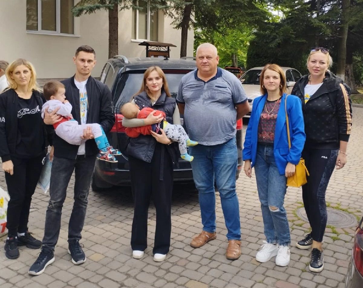Із Дніпропетровщини на Львівщину евакуювали вилучених із сім’ї дітей