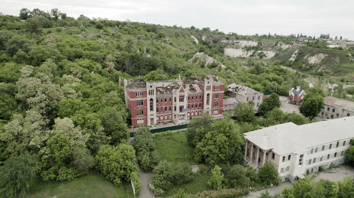 «Нам не хотілося створювати ще один міф про Донбас»