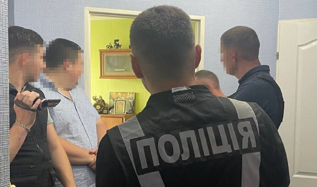 Підприємець з Червонограда допоміг втекти 10 ухилянтам за кордон