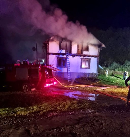 Пожежа (Фото прес-служби поліції Закарпаття)