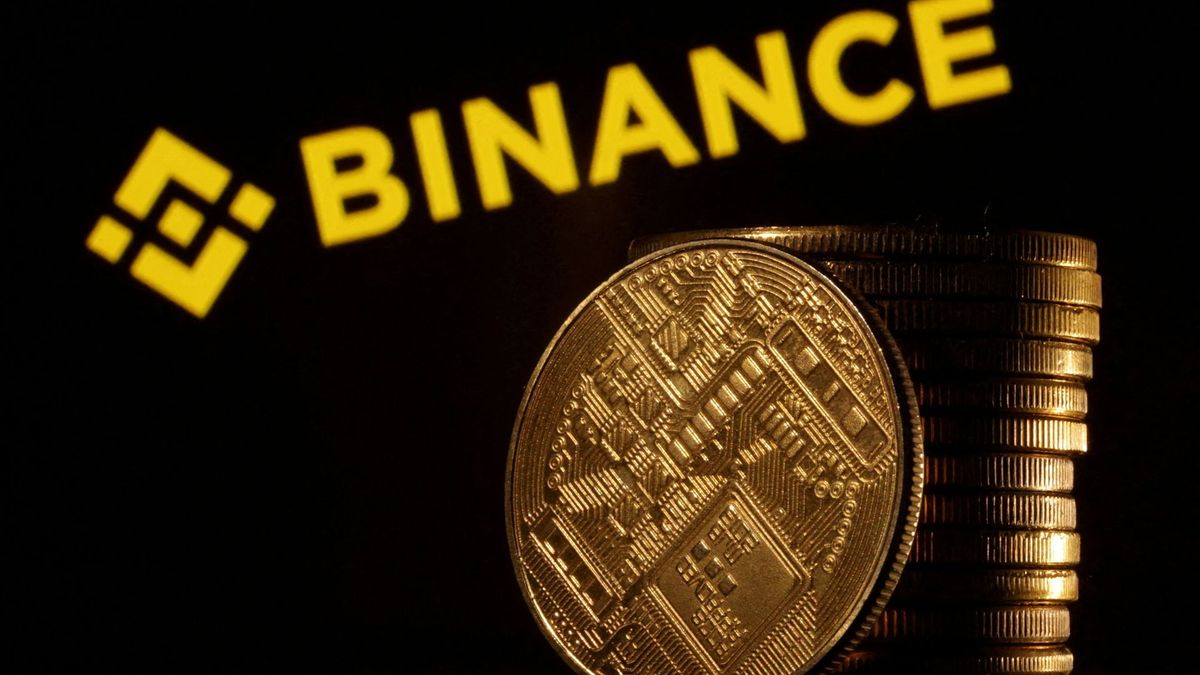 Найбільша криптобіржа світу Binance повністю йде з Росії