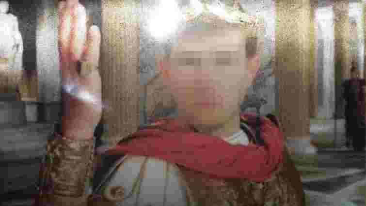 У затриманого на хабарі судді з Броварів знайшли портрет в образі Гая Юлія Цезаря