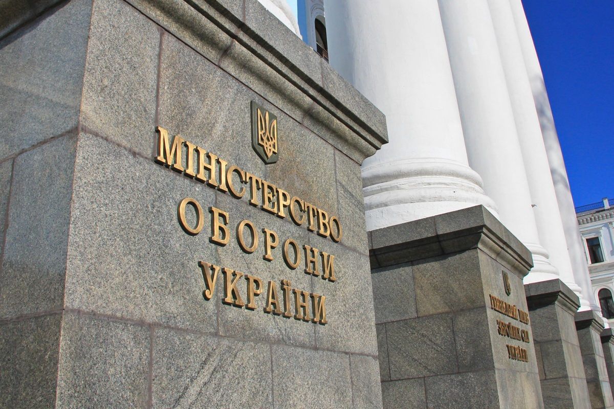 Кабмін призначив трьох заступників міністра оборони