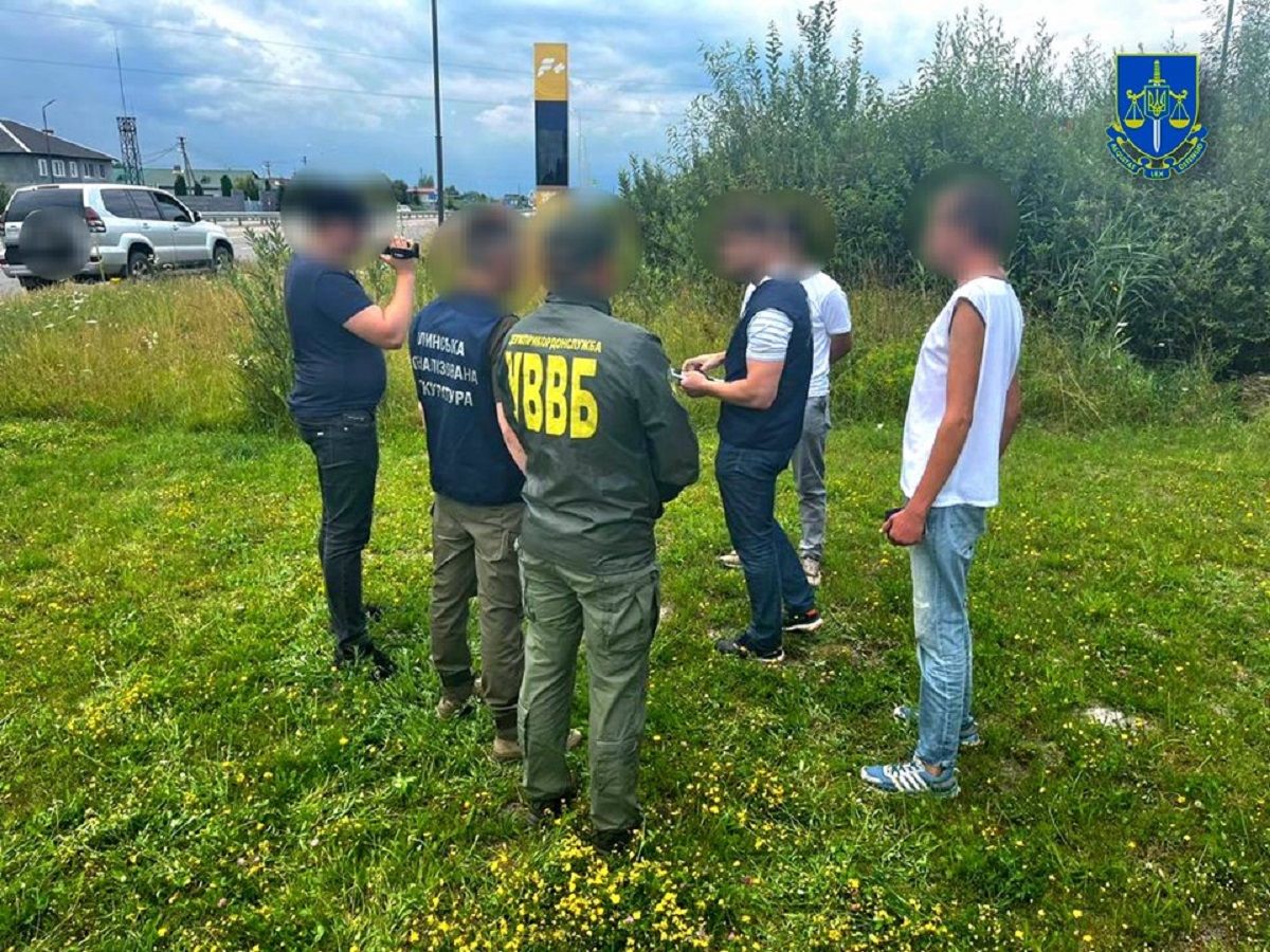 Затриманому на хабарі прикордоннику з Волині присудили 51 тис. грн штрафу