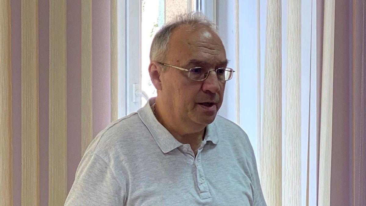 З Інституту українознавства звільнили колишнього кадебіста Дмитра Вєдєнєєва