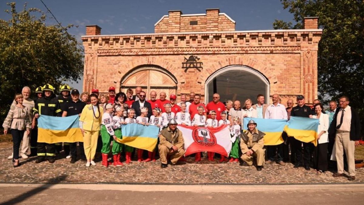 На Рівненщині реконструювали збудоване чеськими колоністами пожежне депо
