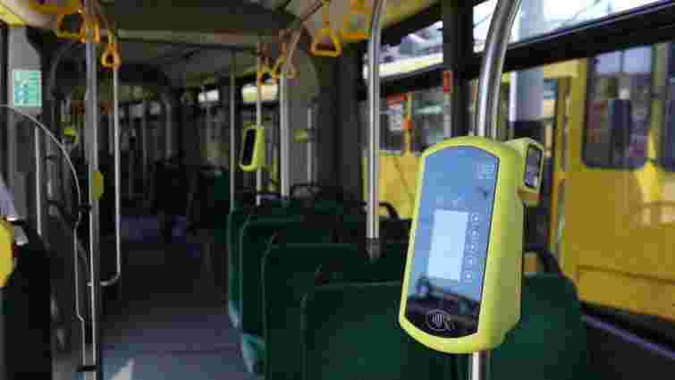 На ще чотирьох автобусних маршрутах Львова тестуватимуть е-квиток