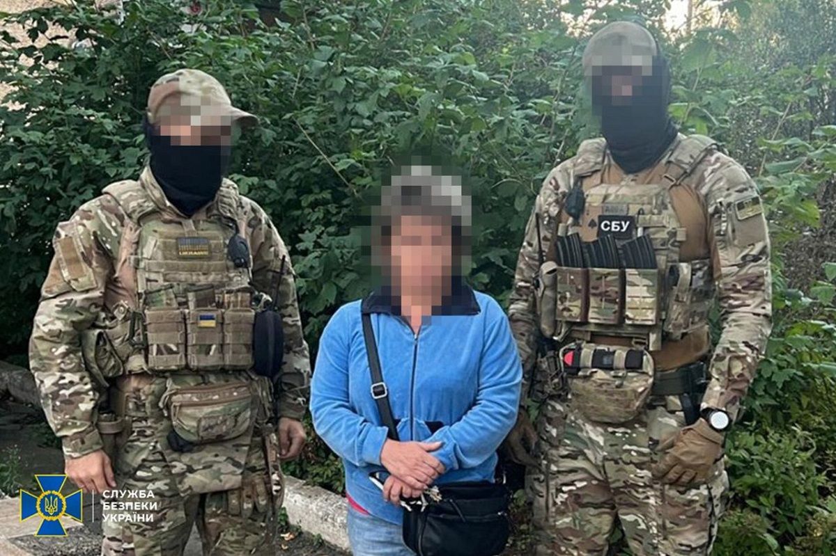 СБУ затримала мешканку Торецька, яка була навідницею в росіян під Бахмутом