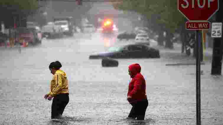 У Нью-Йорку оголошено надзвичайний стан через сильні зливи та раптові повені