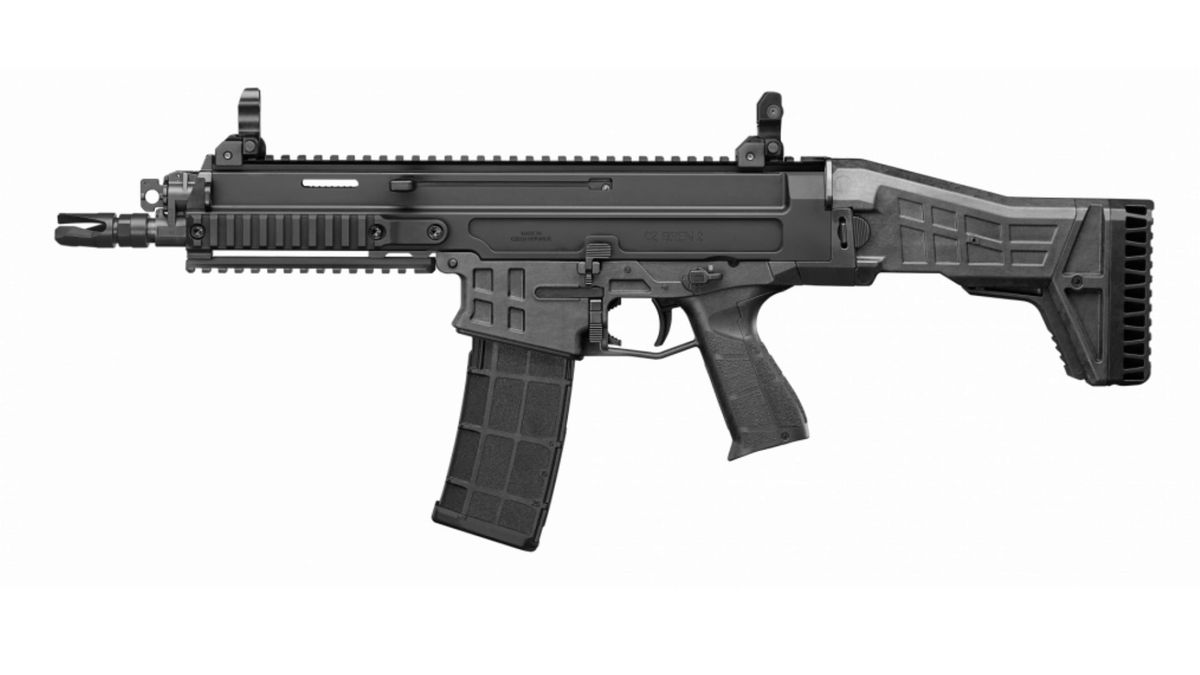 Чехія дозволила Україні виробляти штурмові гвинтівки CZ BREN 2 