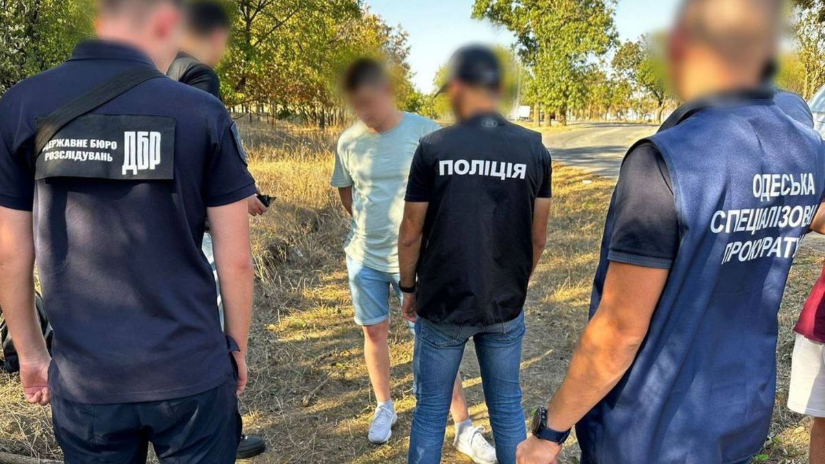 На Одещині прикордонник вимагав гроші в ухилянта за виїзд з України