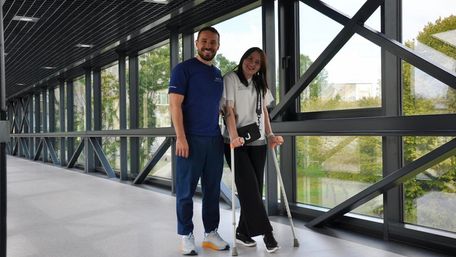 Львівські хірурги врятували від ампутації ногу поліцейській з Яворова