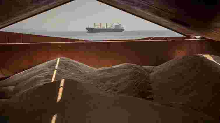 Основні українські порти на Чорному морі відновили приймання суден для експорту зерна