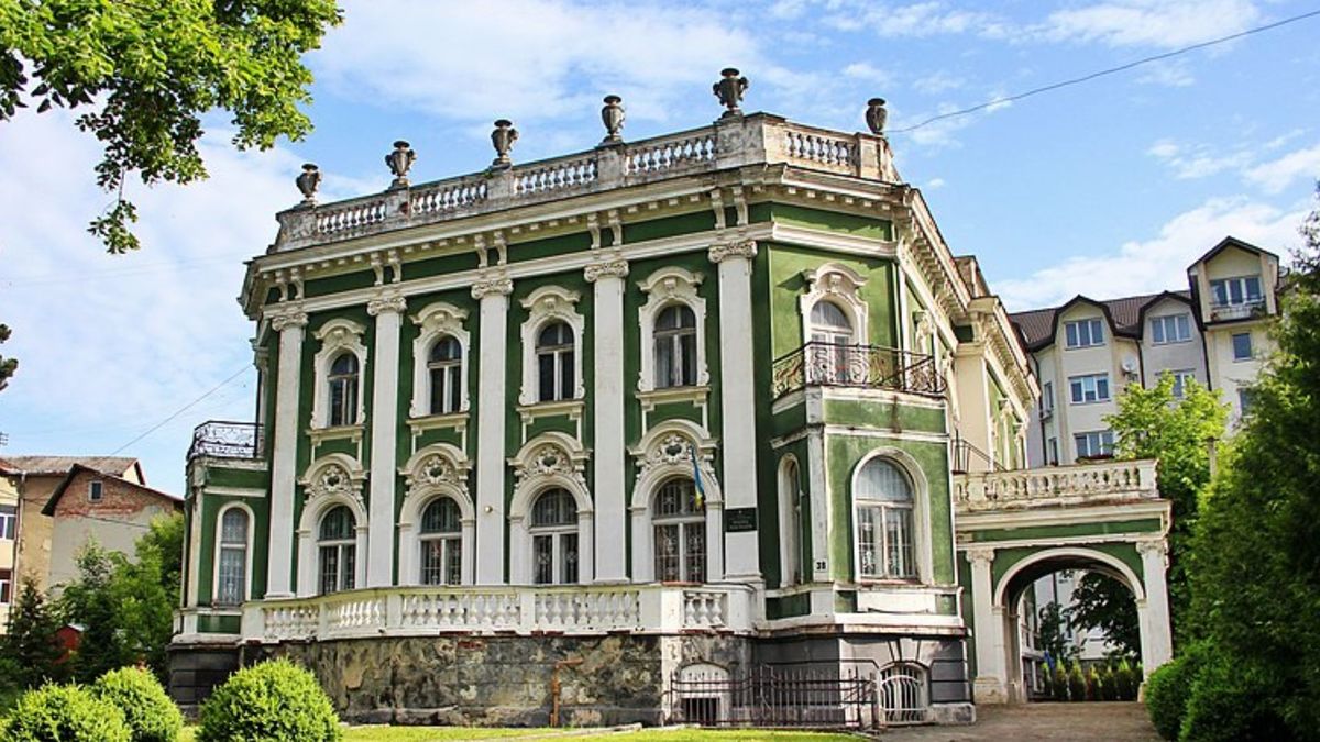 Дрогобицький палац мистецтв відреставрують за майже 8 млн грн