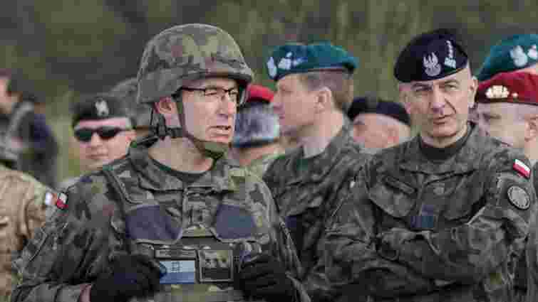 Вище командування армії Польщі пішло у відставку через конфлікт із міністром оборони