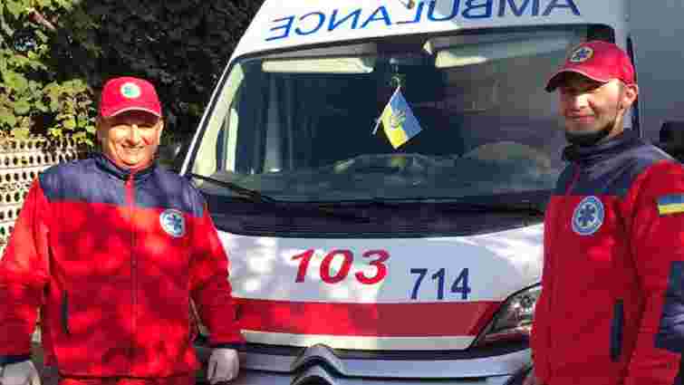 На Мукачівщині лікарі «швидкої» врятували жінку, у якої зупинилося серце