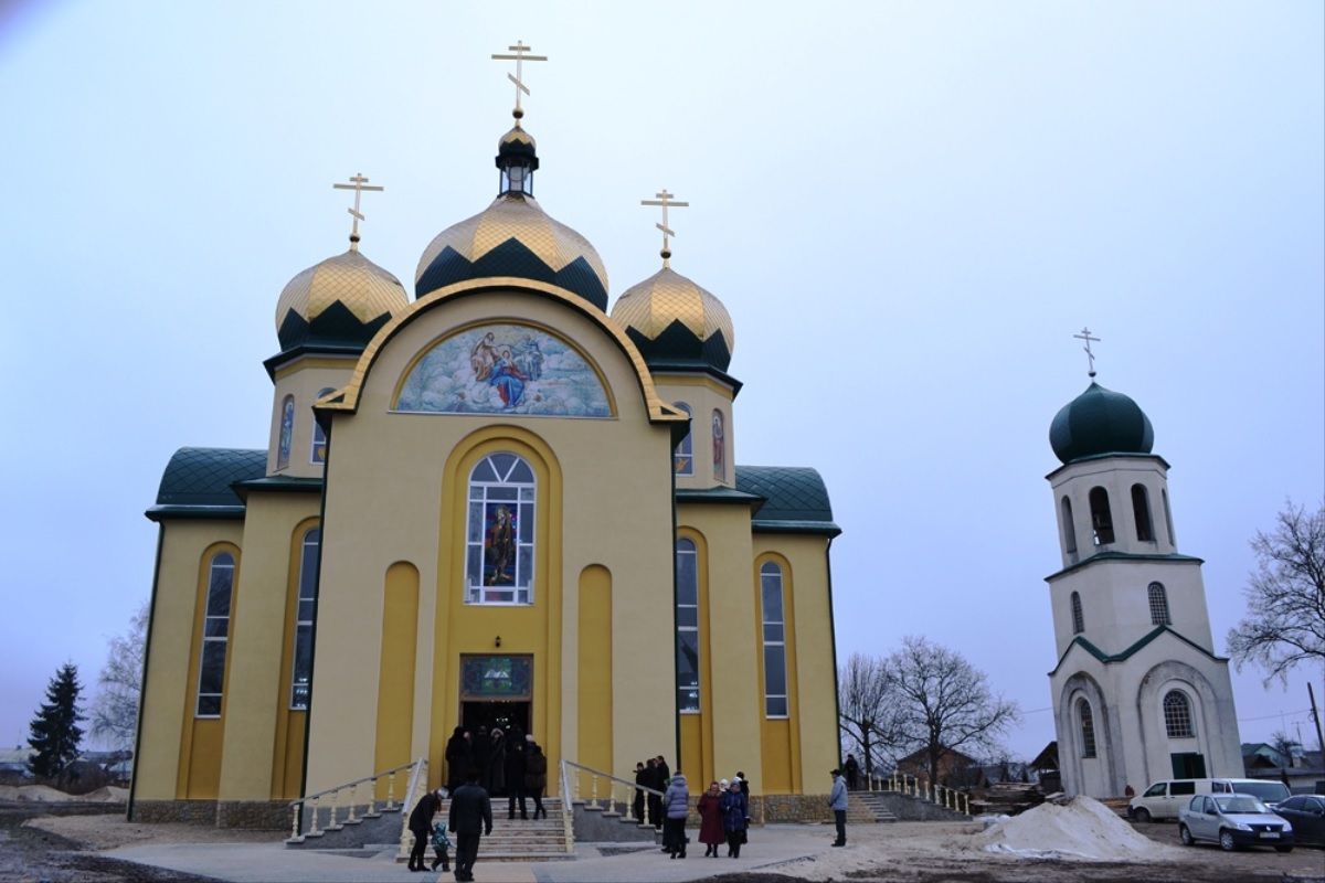 На Тернопільщині чоловік за крадіжки пожертв з храмів отримав 5 років ув'язнення